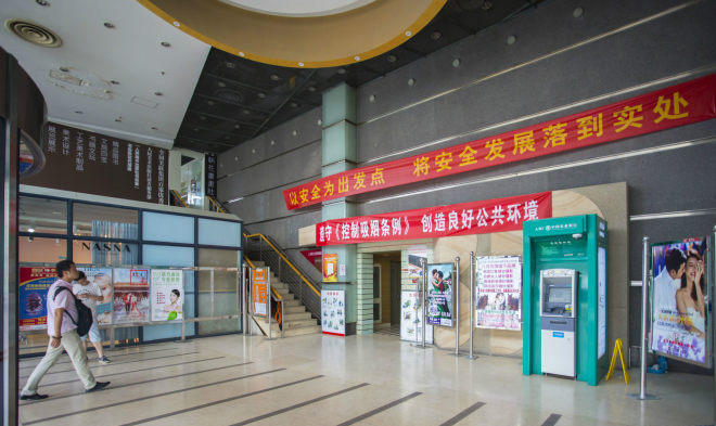 一层大堂